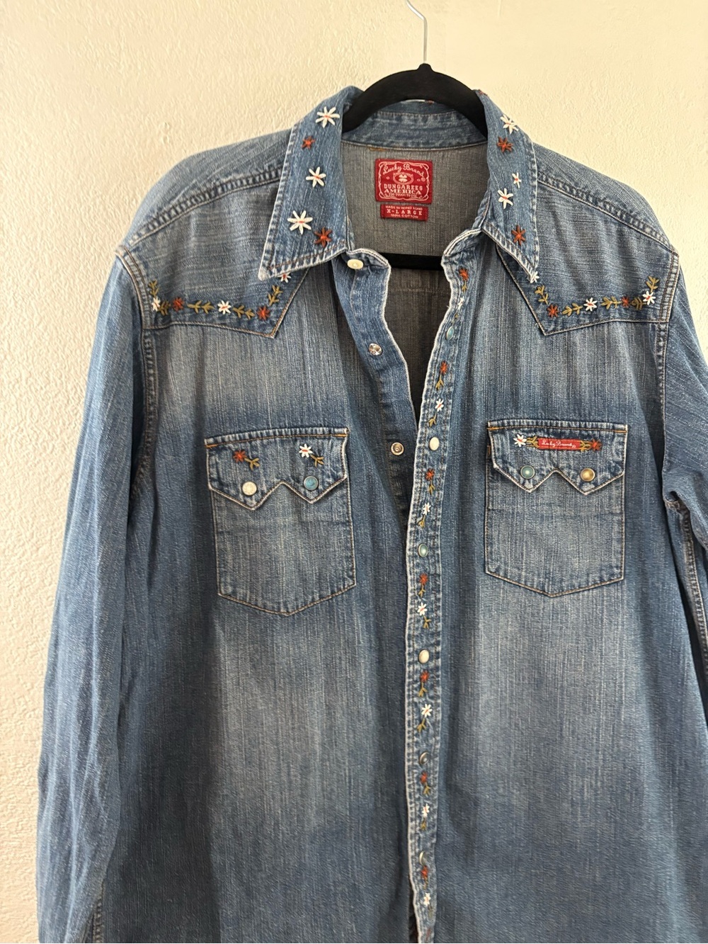 Lucky Brand floral-embroidered medium-wash denim western shirt size XL - Picture 3 of 7